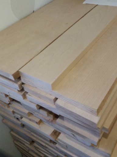 Unser Massivholz für die Kletterdreiecke.