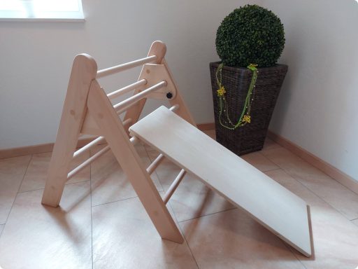 Kletterdreieck Art Pikler mit Rutsche im Set Kletterdreieck mit Rutsche